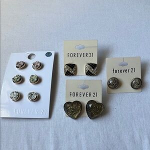 Forever 21 Black and Gold Mixed Stud Earring Set